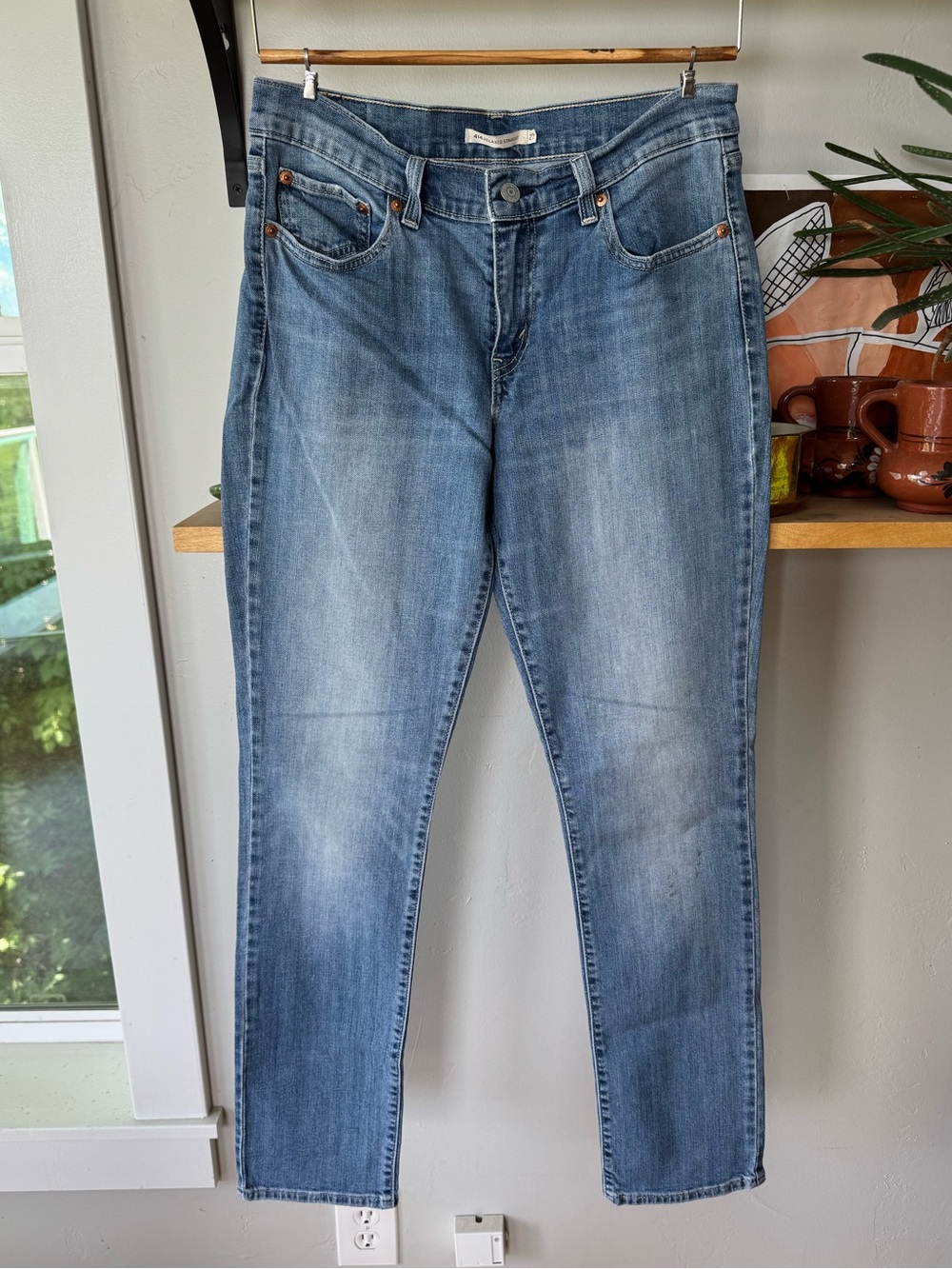 Levi’s 414 Relaxed Straight Boyfriend Jeans Size 27